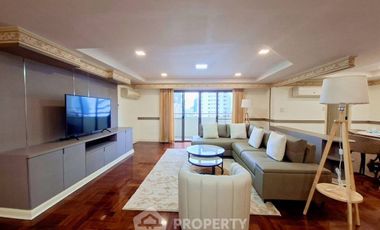 For rent 3 bedrooms apartment in Watthana, Bangkok