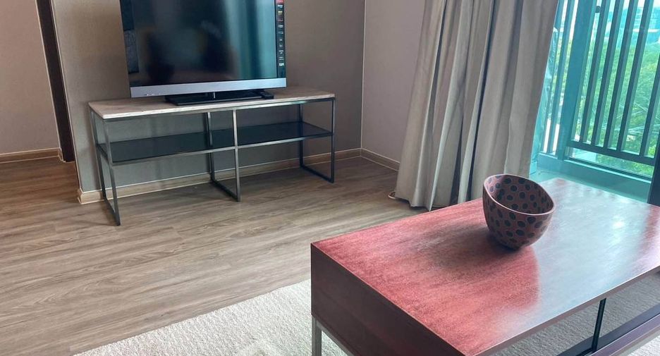 For rent 1 bed condo in Watthana, Bangkok
