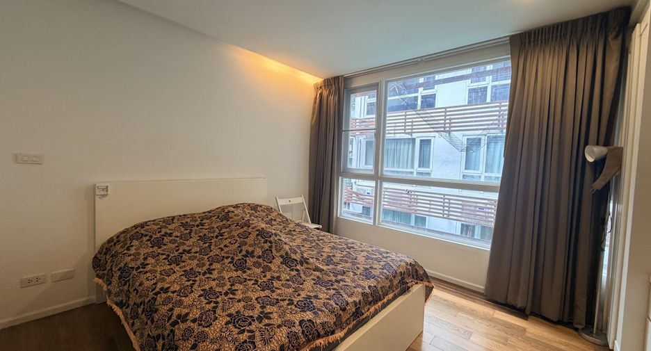 For rent studio condo in Watthana, Bangkok