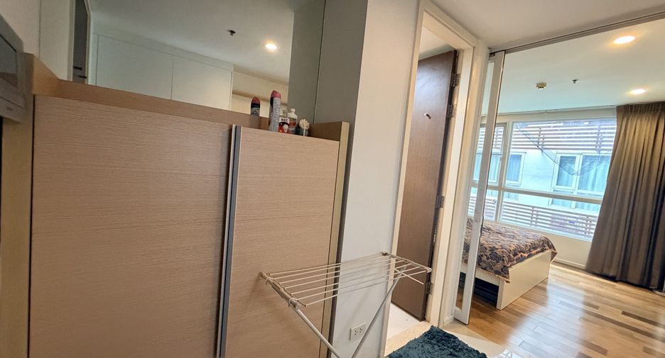 For rent studio condo in Watthana, Bangkok