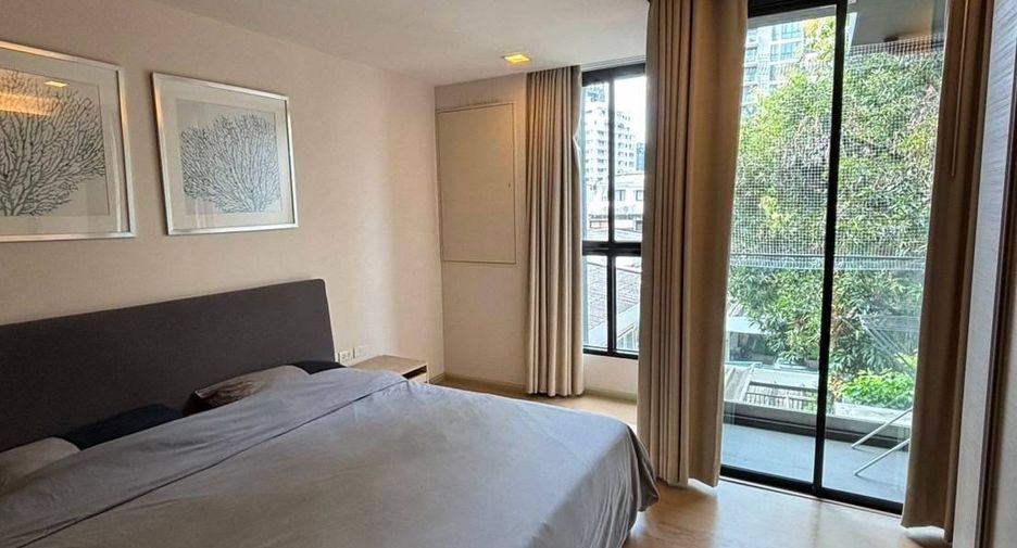 For rent 1 bed condo in Khlong Toei, Bangkok