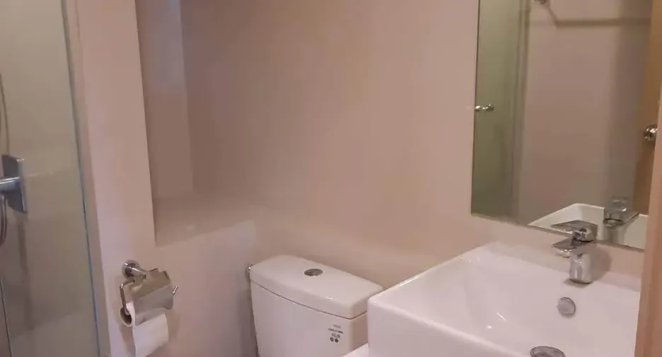 Wohnung zur Miete mit 1 Zimmer in Phra Khanong, Bangkok