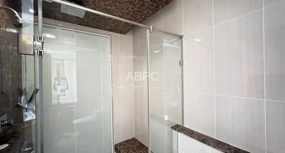 For rent and for sale 1 bed condo in Bang Lamung, Chonburi