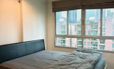 À vendre 1 chambre condo à Huai Khwang, Bangkok