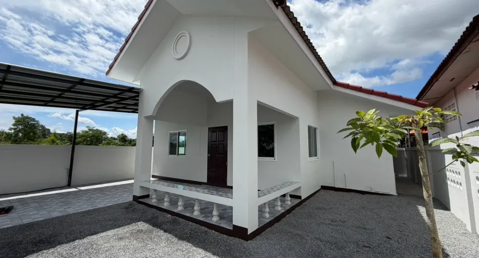 Casa en venta de 3 habitaciones en San Kamphaeng, Chiang Mai