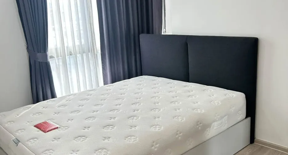 For sale 2 bedrooms condo in Huai Khwang, Bangkok