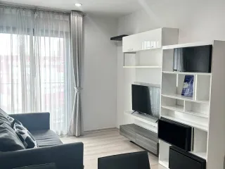 For sale 2 bedrooms condo in Huai Khwang, Bangkok