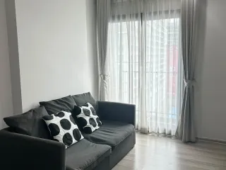 For sale 2 bedrooms condo in Huai Khwang, Bangkok