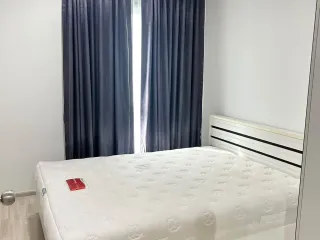 For sale 2 bedrooms condo in Huai Khwang, Bangkok