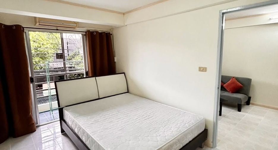 Wohnung zum Kauf mit 1 Zimmer in Huai Khwang, Bangkok