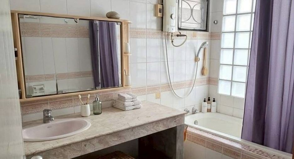 Haus zum Kauf mit 3 Zimmer in Min Buri, Bangkok