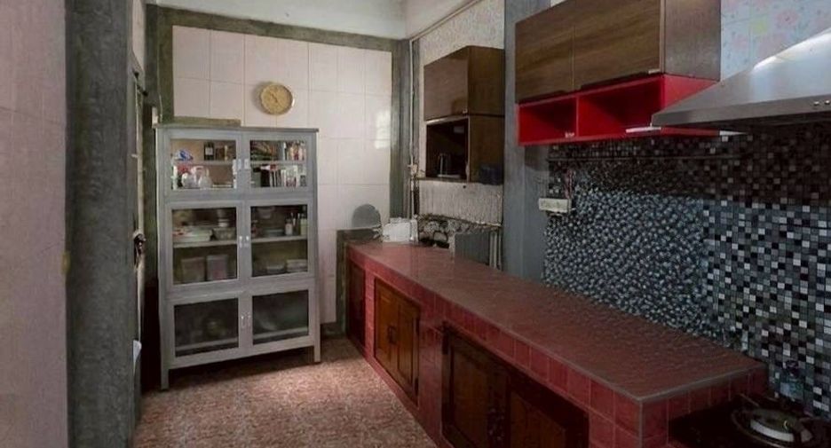 Haus zum Kauf mit 3 Zimmer in Min Buri, Bangkok