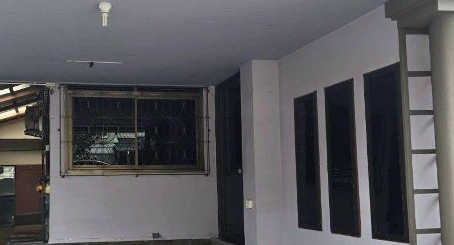 Haus zum Kauf mit 3 Zimmer in Min Buri, Bangkok