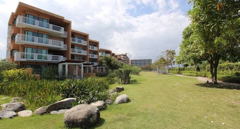 For sale 4 bedrooms villa in Cha Am, Phetchaburi