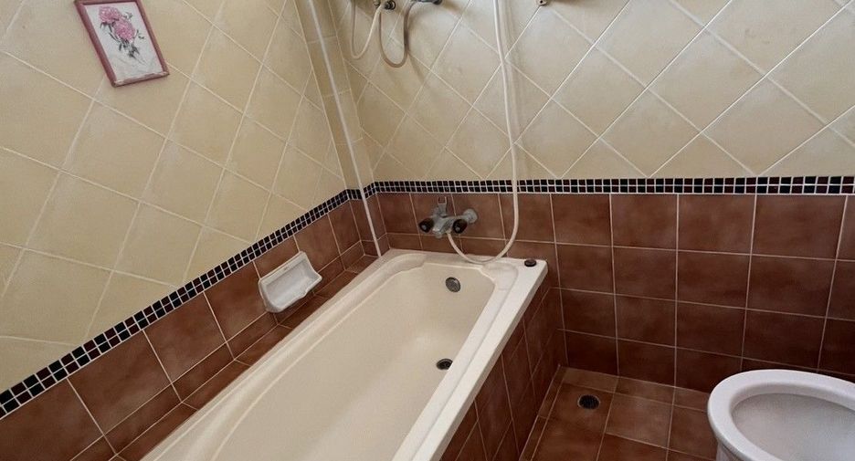 For sale 3 bedrooms house in San Kamphaeng, Chiang Mai