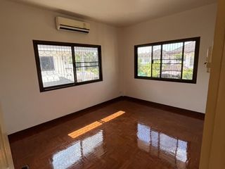 Casa en venta de 3 habitaciones en San Kamphaeng, Chiang Mai