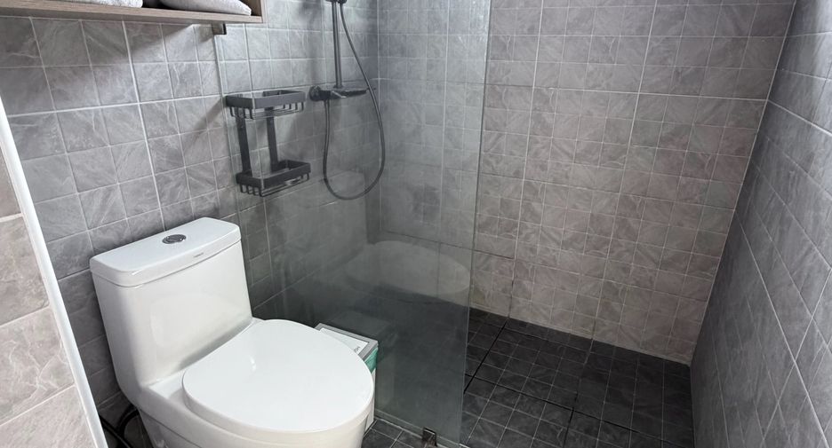 For rent 3 bedrooms townhouse in Thalang, Phuket
