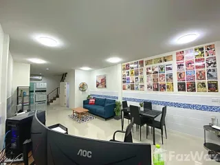 出售 2 卧室 联排别墅 在 华欣, 班武里府