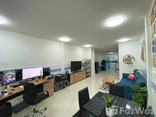 出售 2 卧室 联排别墅 在 华欣, 班武里府