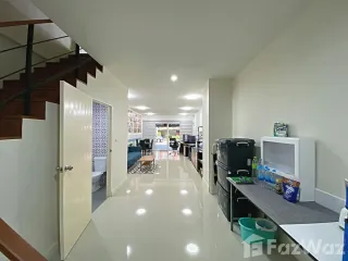 出售 2 卧室 联排别墅 在 华欣, 班武里府