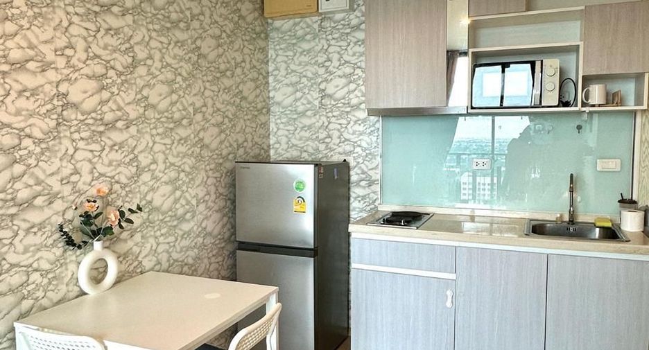 For rent 2 bedrooms condo in Suan Luang, Bangkok