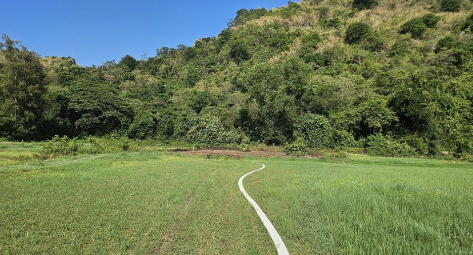 出售 土地 在 Cha-Am, Phetchaburi