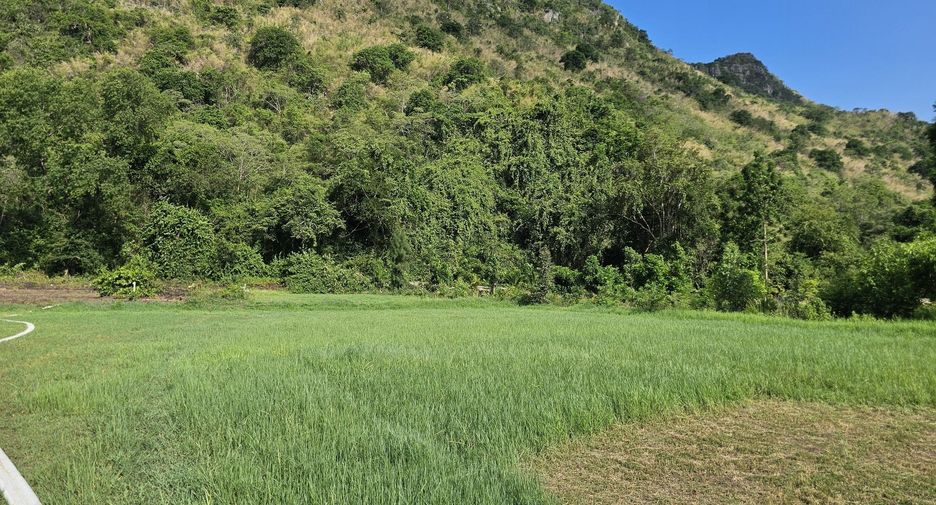 出售 土地 在 Cha-Am, Phetchaburi
