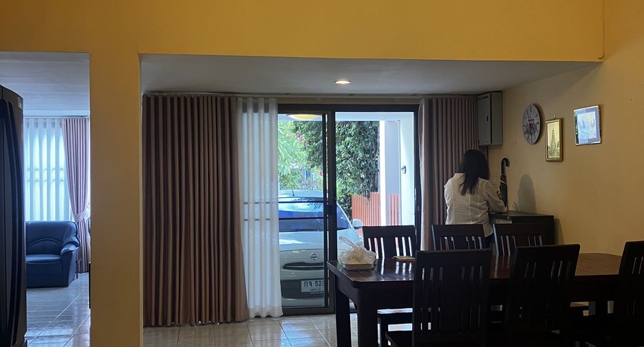 出租 4 卧室 联排别墅 在 华欣, 班武里府