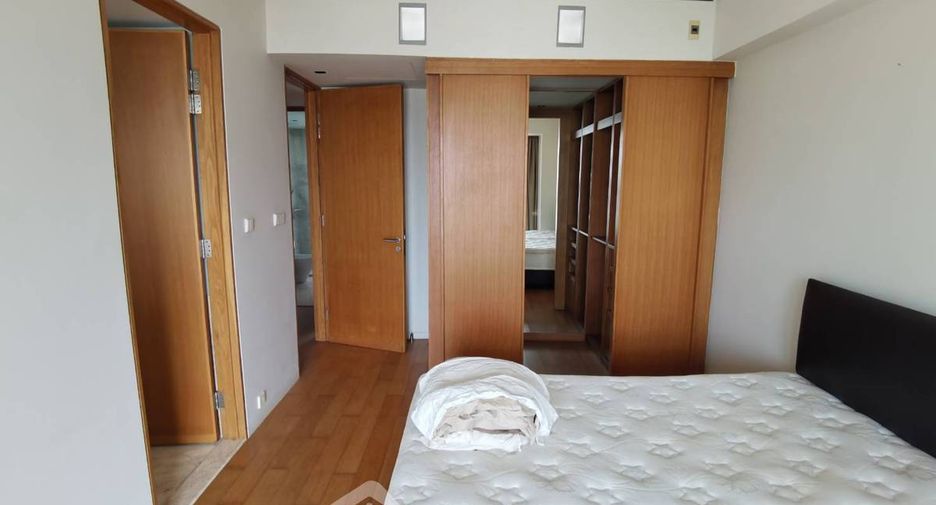 For sale 2 bedrooms condo in Sathon, Bangkok