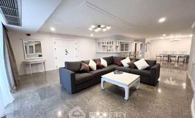 For sale 5 ベッドルーム condo in Watthana, Bangkok