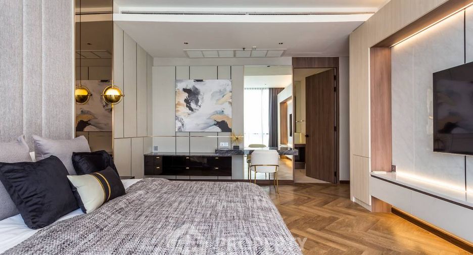 Condo en alquiler de 3 habitaciones en Watthana, Bangkok