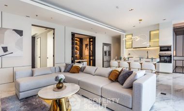 Condo en alquiler de 3 habitaciones en Watthana, Bangkok