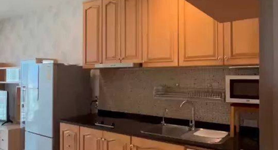 For rent 1 bed condo in Phaya Thai, Bangkok