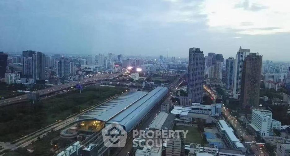 Аренда и продажа 1 кровать кондо в Щаттхана, Бангкок