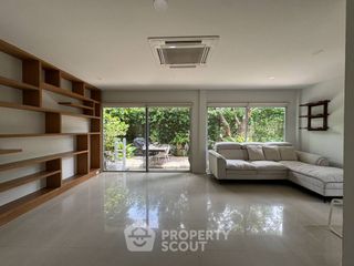 Haus zum Kauf mit 3 Zimmer in Bang Khen, Bangkok