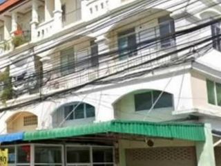 出售 3 卧室 联排别墅 在 Phan Thong, Chon Buri