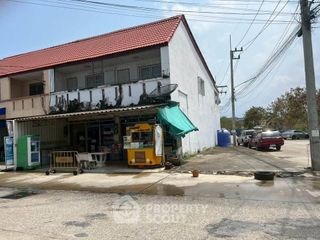 For sale 4 bedrooms townhouse in Mueang Chon Buri, Chonburi