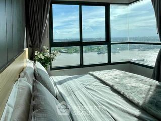 For rent and for sale 2 bedrooms condo in Yan Nawa, Bangkok