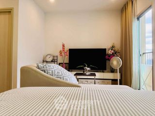 For sale 2 bedrooms condo in Huai Khwang, Bangkok