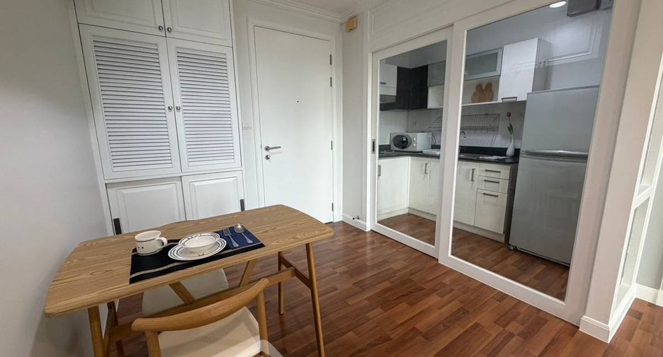 À louer et à vendre 1 chambre condo à Phaya Thai, Bangkok