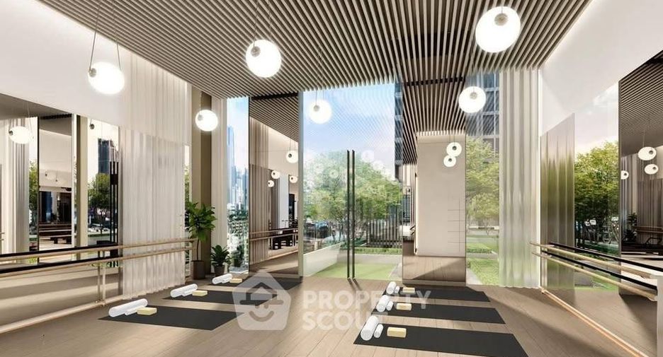 For sale 2 bedrooms condo in Huai Khwang, Bangkok