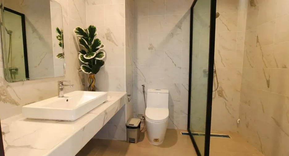 For sale 3 bedrooms condo in Jomtien, Pattaya
