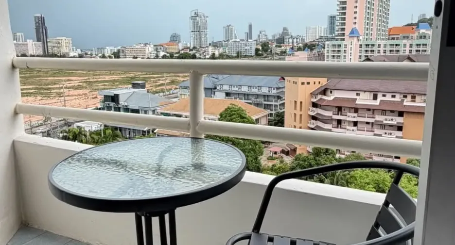 For rent 1 bed condo in Bang Lamung, Chonburi
