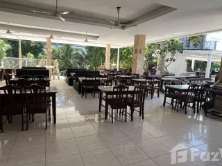 Local comercial en venta de 4 habitaciones en Bang Lamung, Chonburi
