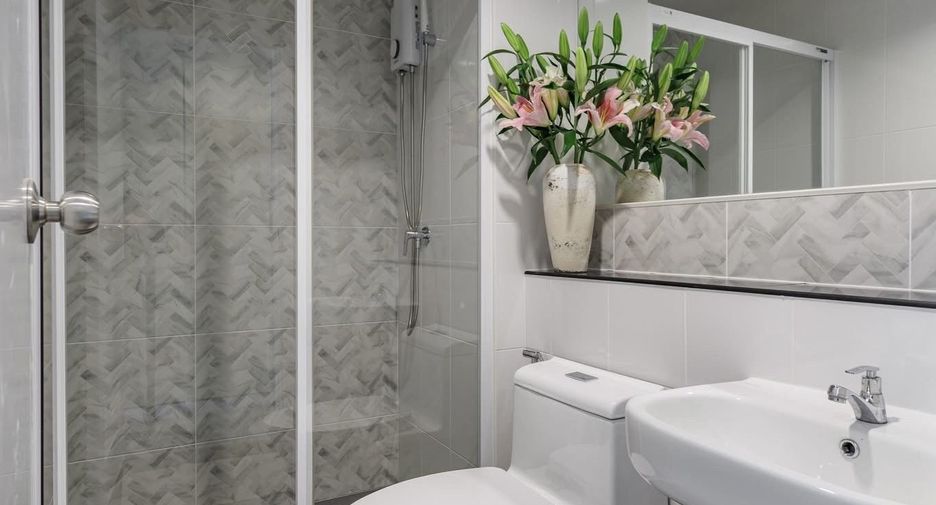 For rent 1 Beds condo in Bang Na, Bangkok