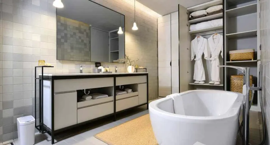 For rent 6 ベッドルーム villa in Khlong Toei, Bangkok