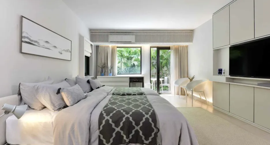 For rent 6 ベッドルーム villa in Khlong Toei, Bangkok