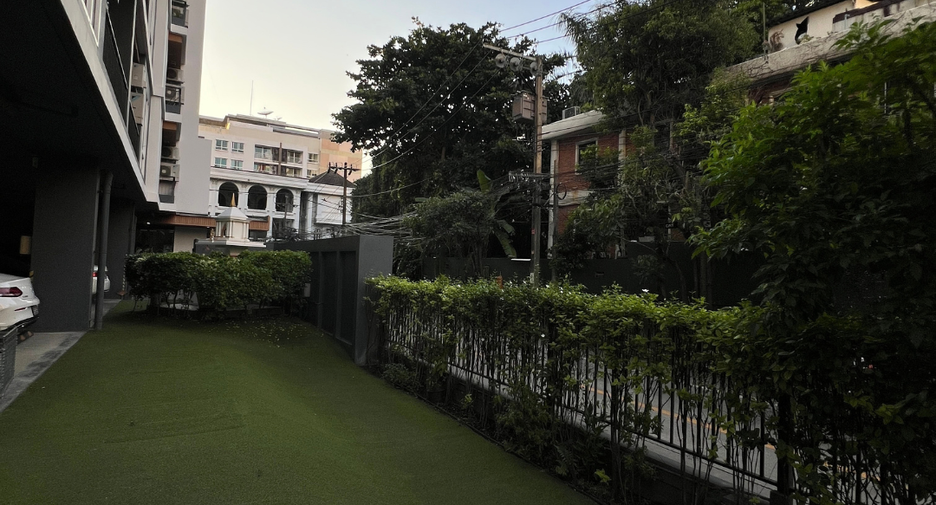 For rent 1 bed apartment in Khlong Toei, Bangkok