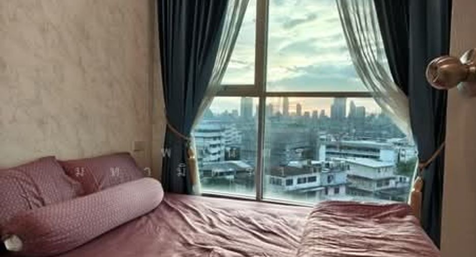 For sale 2 bedrooms condo in Yan Nawa, Bangkok