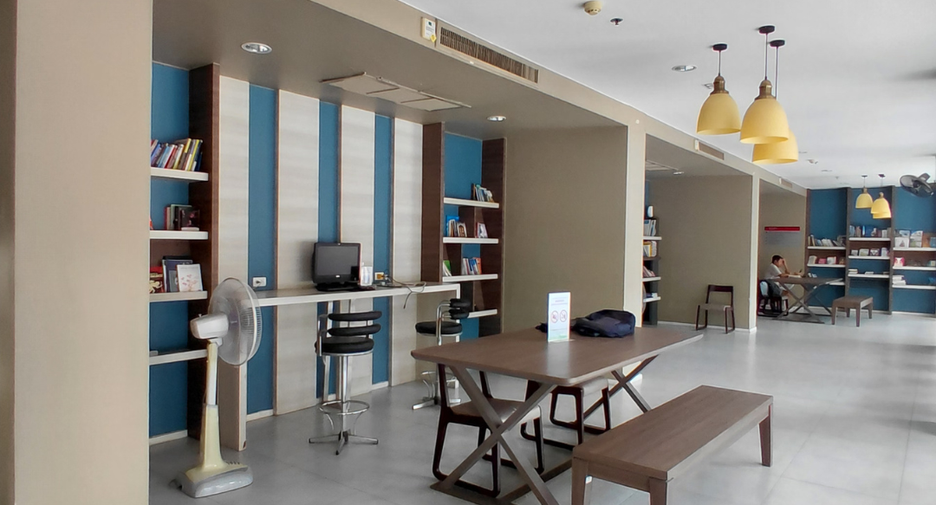 For rent 2 bedrooms condo in Taling Chan, Bangkok